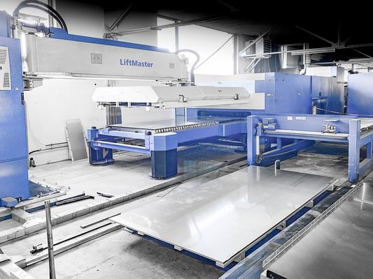 Laserschneidemaschine